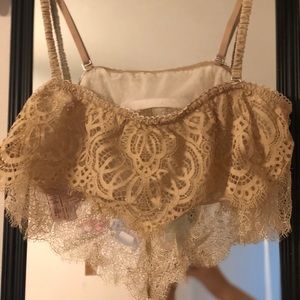 VS Nude/tan Bralette